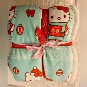 Hello Kitty Green Christmas QUEEN FULL 90 x 90 Throw Blanket NWT